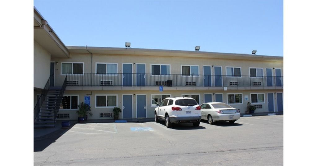 Parkway Inn Fresno Exterior foto